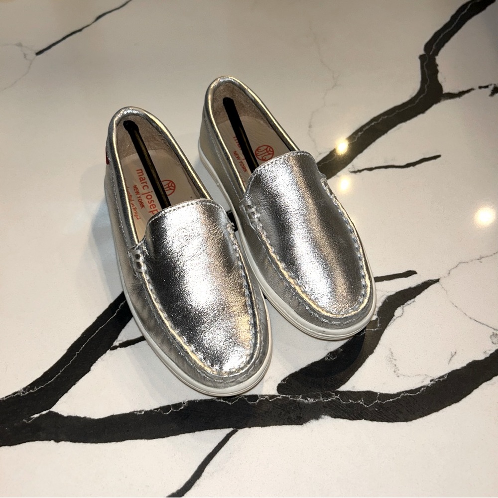 NEW Marc Joseph Kids Broadway Loafers- Pewter Metallic
